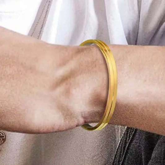 Retro Unisex Open Bangle in Gold