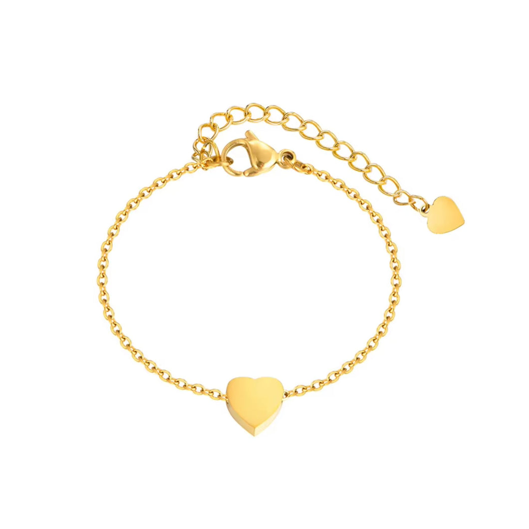 Heart Bracelet in Gold