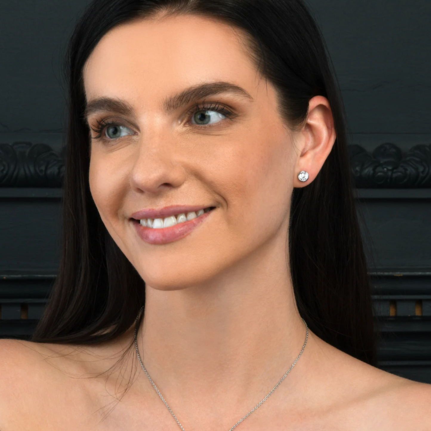 Small Stud Earrings in White Gold - 12 Stone Colours