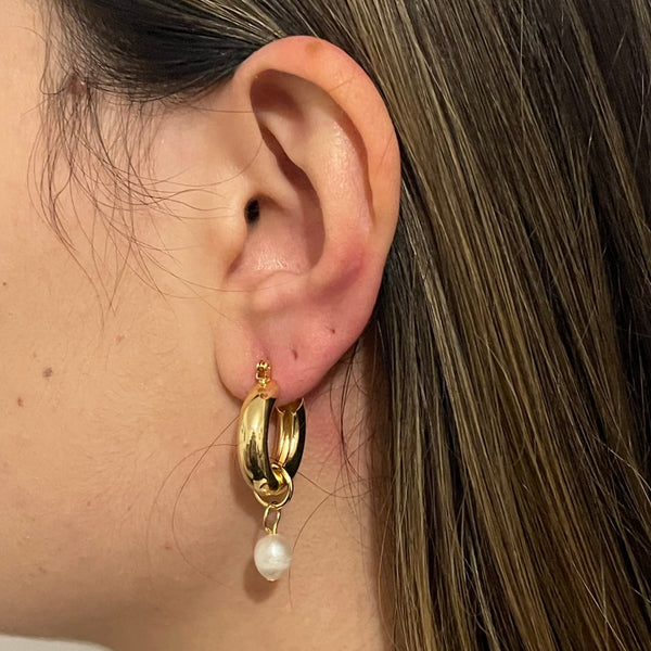 Nura Baroque Pearl Hoop Earrings