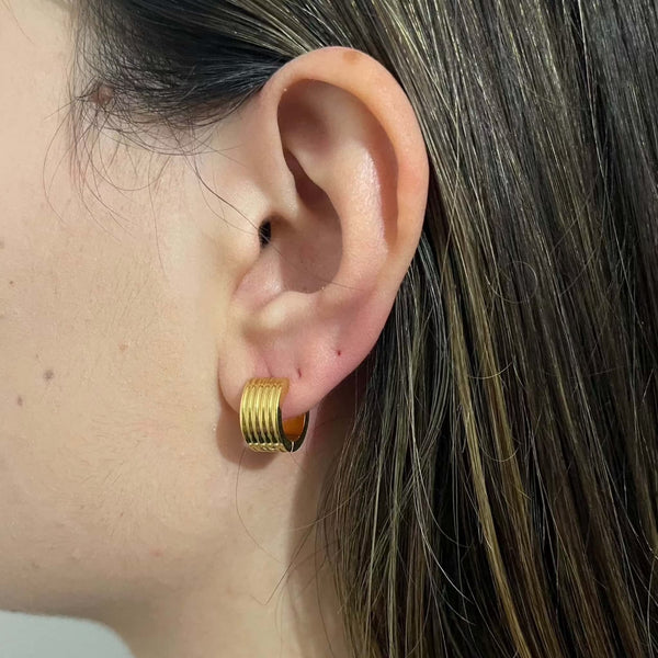 Nova Huggie Earrings in Gold