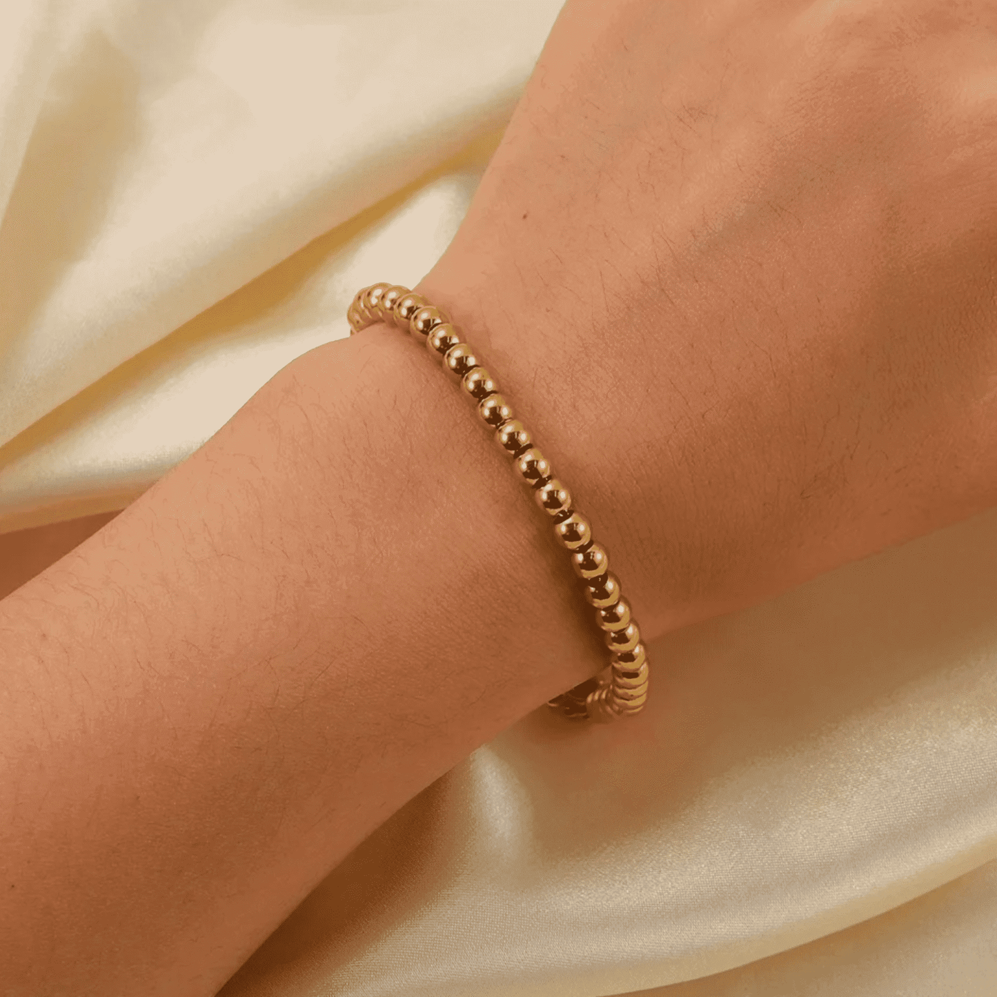 Ball Bracelet in Gold