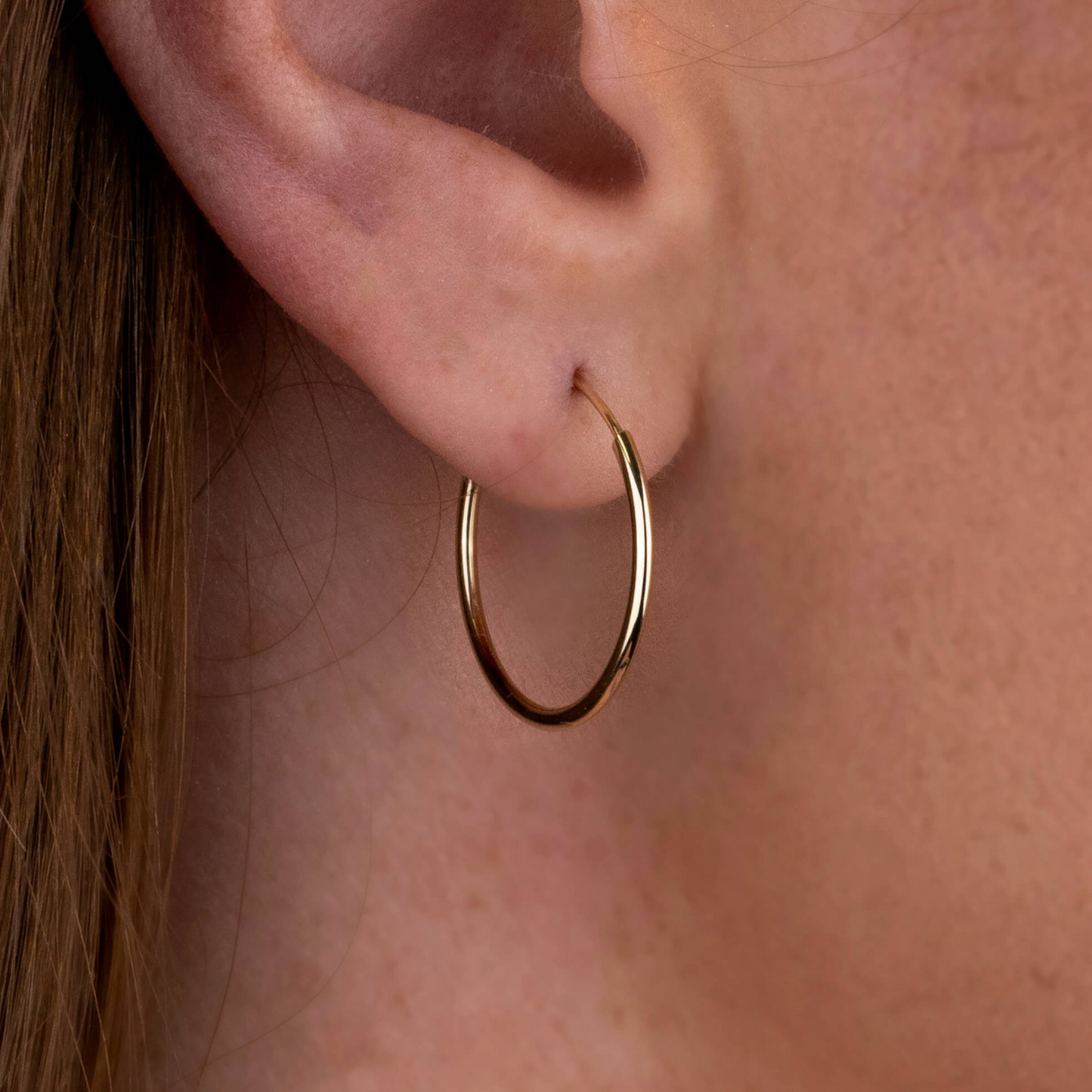 Large Clicker Hoop Earrings in Gold - 30mm