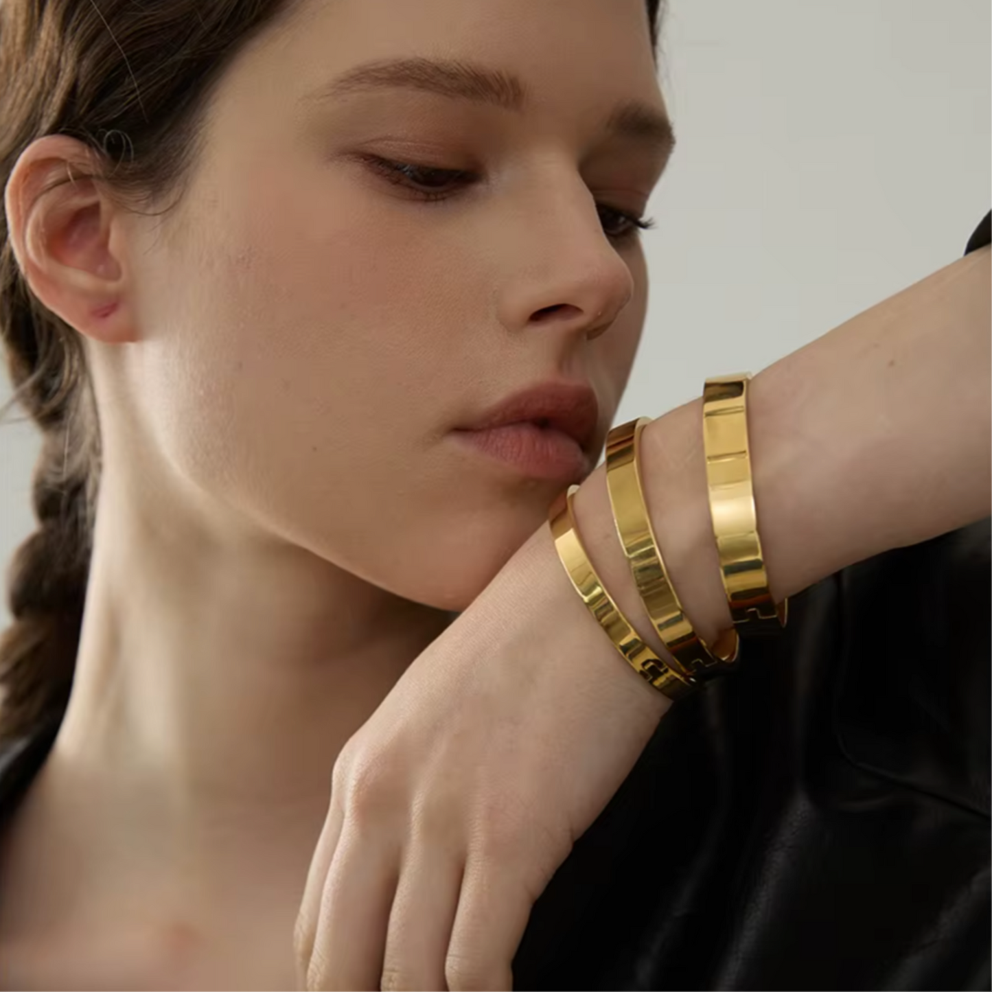 Classic Bangle in Gold - 4mm