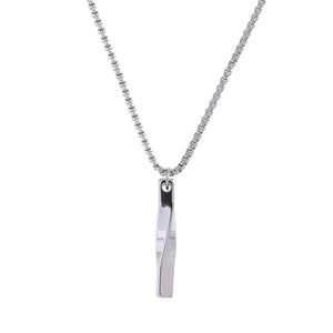 Minimal Twist Pendant Necklace in White Gold