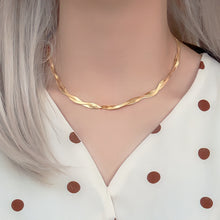 Load image into Gallery viewer, Twisted Herringbone Necklace in Gold