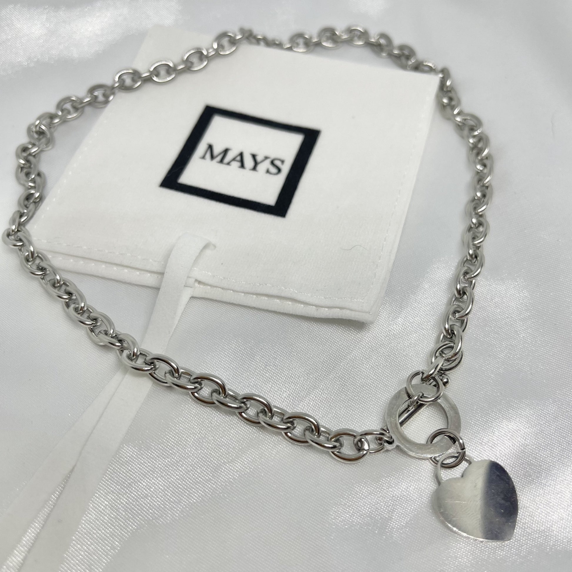 silver chain heart necklace