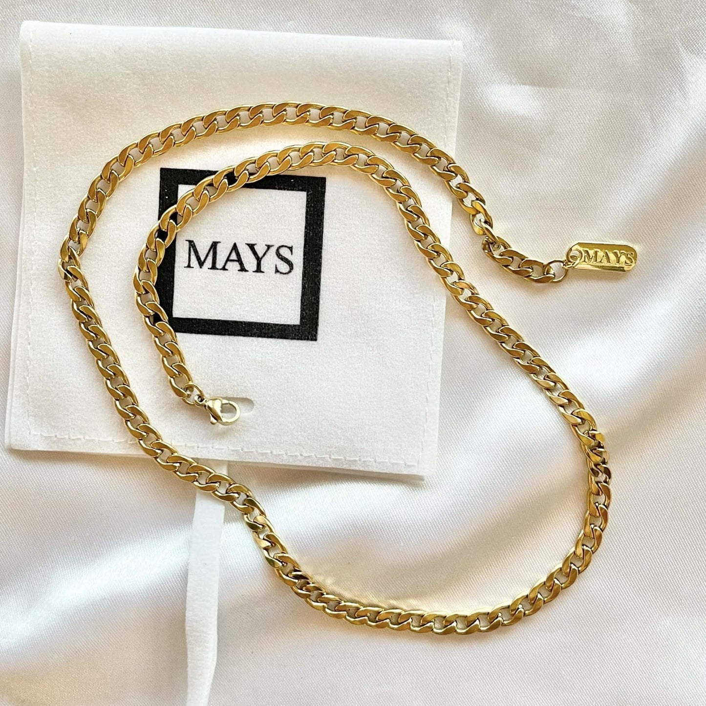 curb chain 18k gold necklace 1