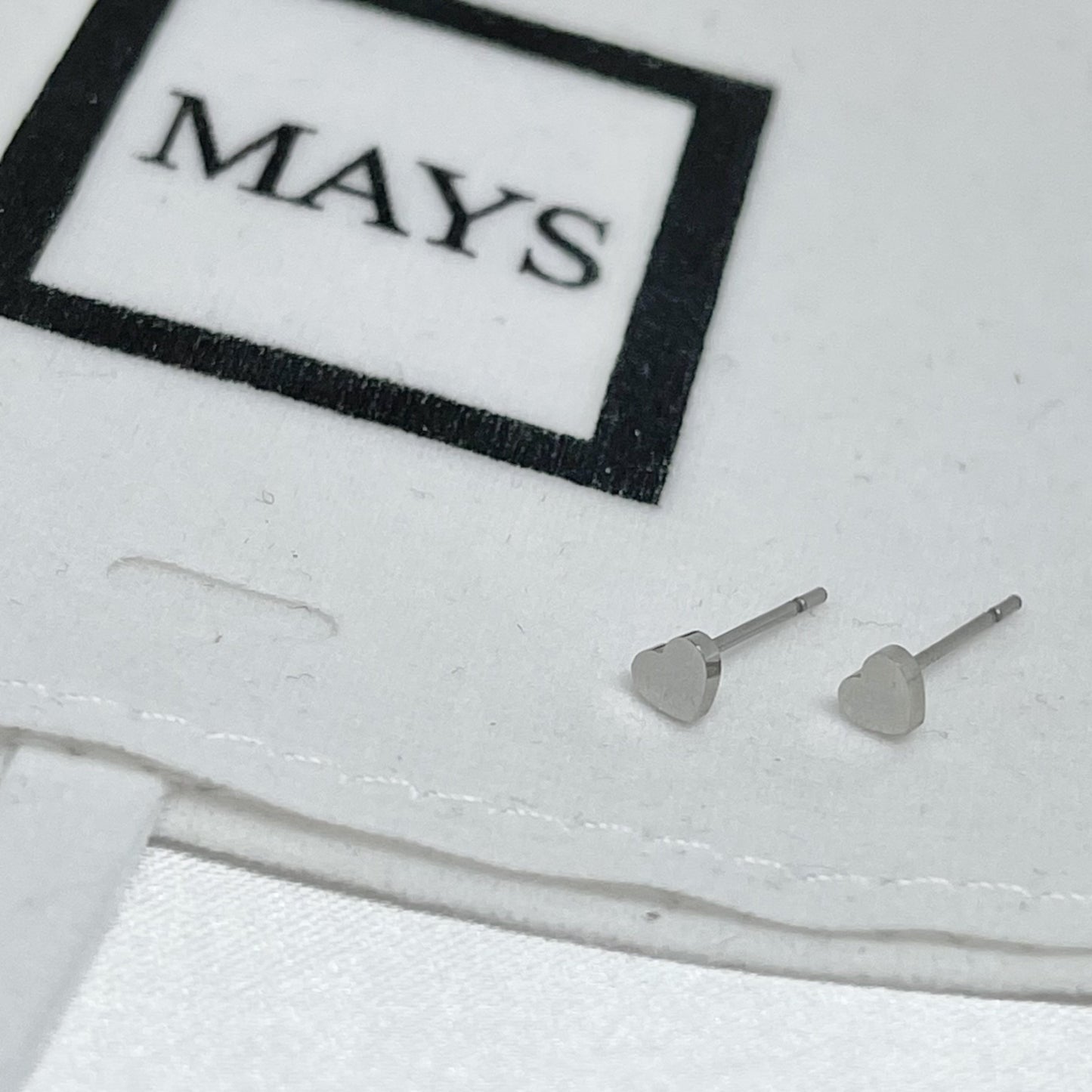 Heart Stud Earrings in White Gold