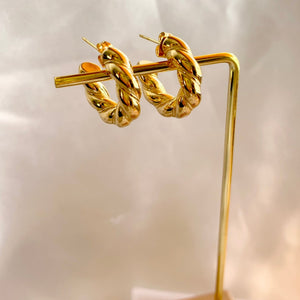 Leslie Hoop Earrings